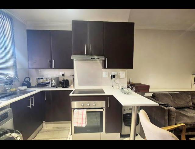 1 BEDROOM APARTMENT FOR SALE IN MORNINGSIDE